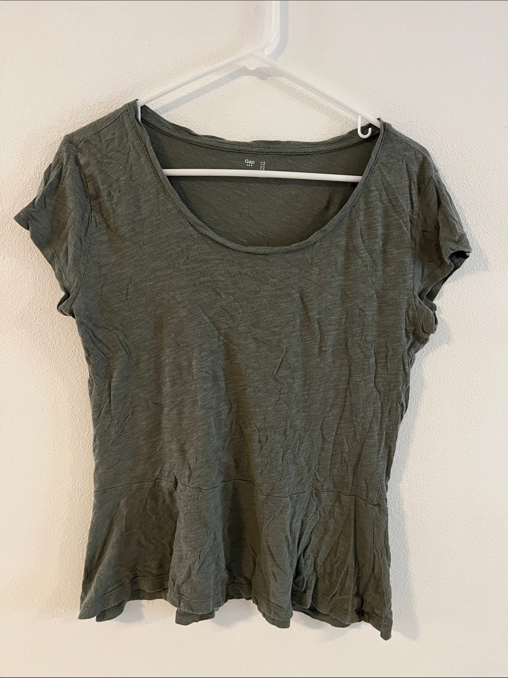GAP Olive Green Scoop Neck Short Sleeve Peplum Tee